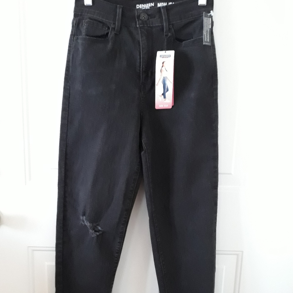 "Mom" Jeans